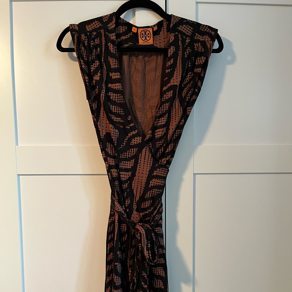 3 For $100! Tory Burch Black And Brown Plunge Neck Tie Front Maxi Dress